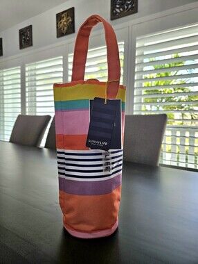 Insulated Wine Bag w/ Wine Opener